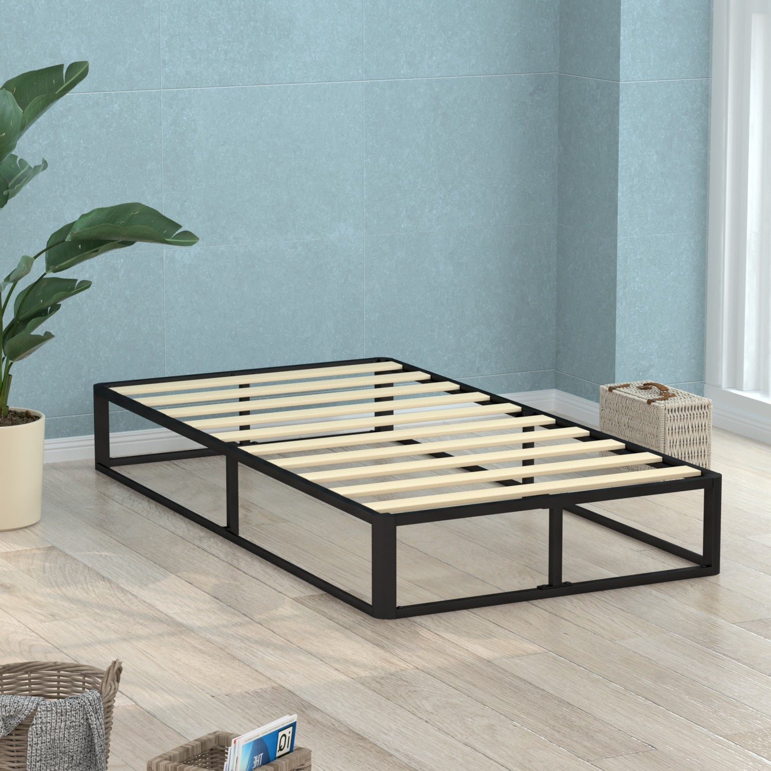 VENI Classic Metal Platform Bed with Wooden Slats